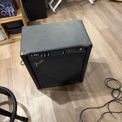 Fender bxr100 bass amp
