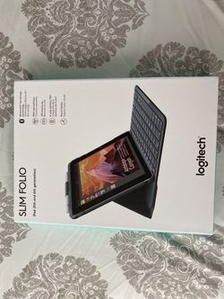 Logitech Slim Folio (Ipad 5th and 6th gen)