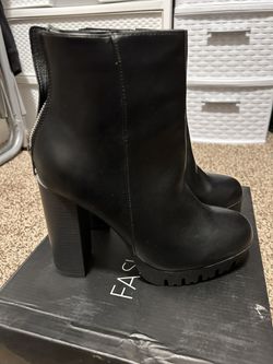 Women’s Boots 