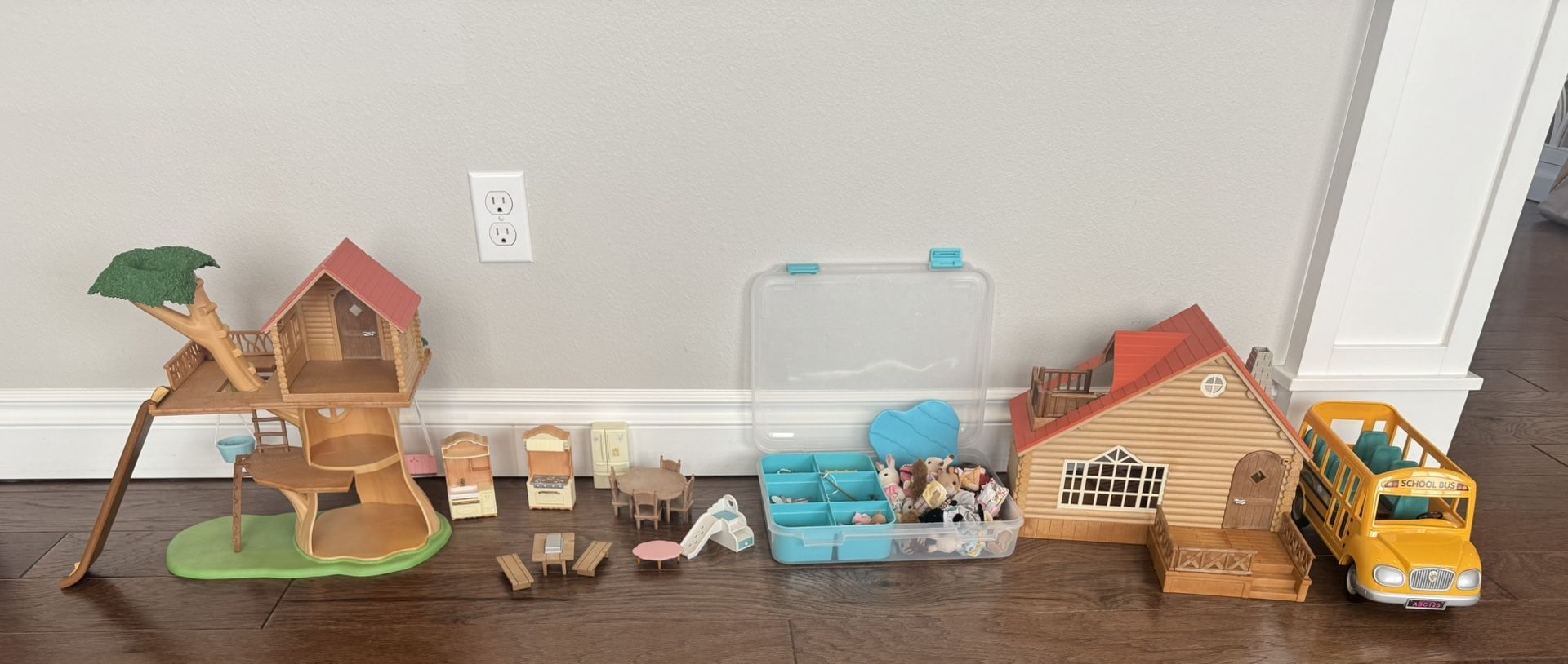 Large Calico Critters Lot
