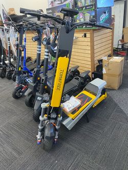 TOMOFREE L7 Dual Motor Electric Scooter