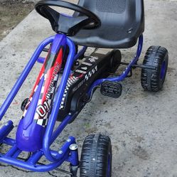 Kids pedal  go cart