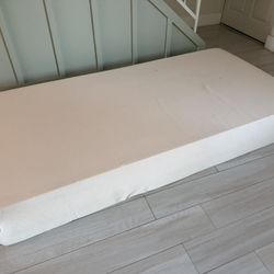 Twin Mattress with Mattress Protector