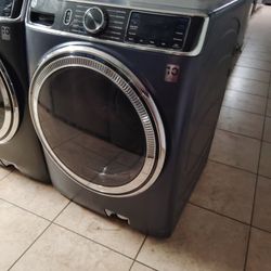 G.E. WASHER EVERYTHING GOOD