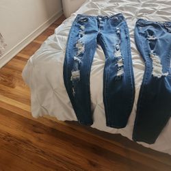 2 New Jeans Size 13 31 And Size 3 