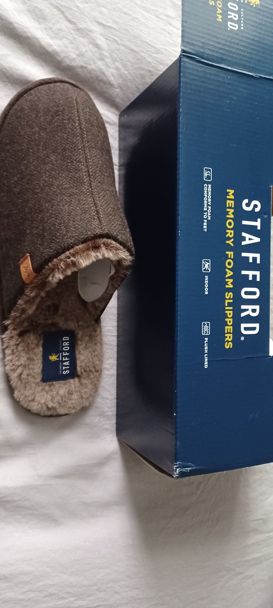 Men's Slippers Size XL 13-14 New