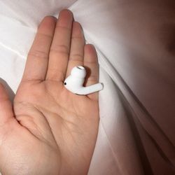 LEFT Apple AirPod (2nd Generation) – Original & Perfect Condition 