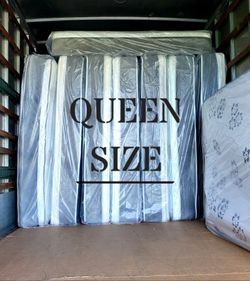 NEW QUEEN-SIZE PILLOW TOP MATTRESS & BOX SPRING ‐ 2PC