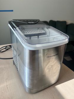 Frigidaire Countertop Ice Maker