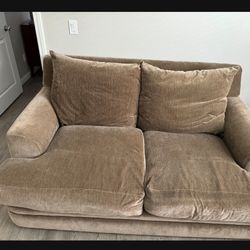Free Luxe Depth Sofa 