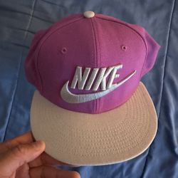 Nike Snapback Cap purple Embroidered Logo