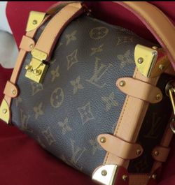 Louis Vuitton Side Trunk Handbag Monogram Canvas MM NWT