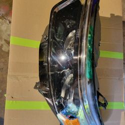 2022 Ford Explorer Headlight