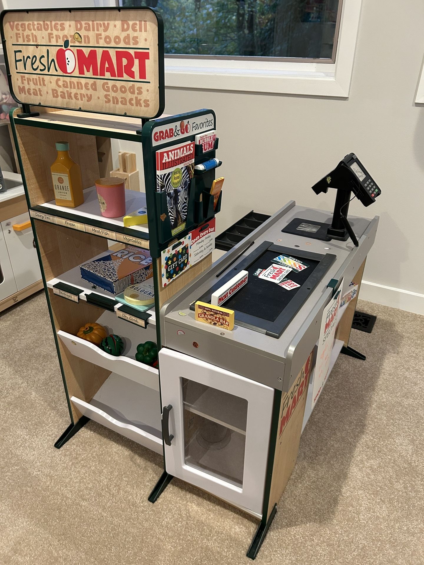 Reserved-Grocery market Stand