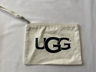 Ugg Makeup Pouch Bag Purse Strap Pull Strap White Huge Logo Front Zipper Closure
