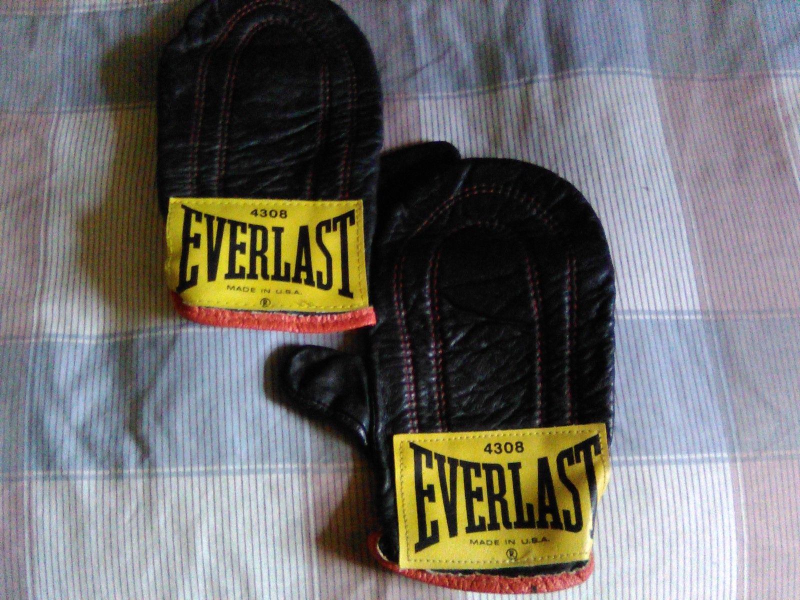 Everlast Speed Bag Gloves