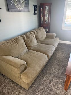 Sofa (free)