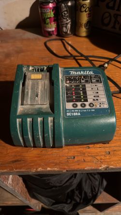 Makita Battery charger
