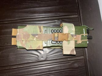 Radio pouch