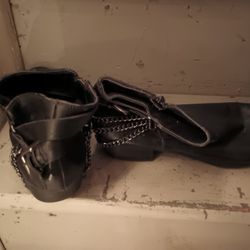 Woman's Shoes Size 10 Good Condition $8.00