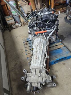 Engine (Police Interceptor) & Transmission