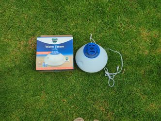 Vicks Warm Steam Vaporizer (Includes original box)