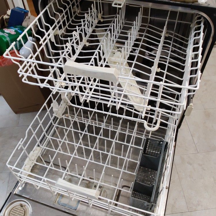 Kenmore Elite Dishwasher (Parts-only)