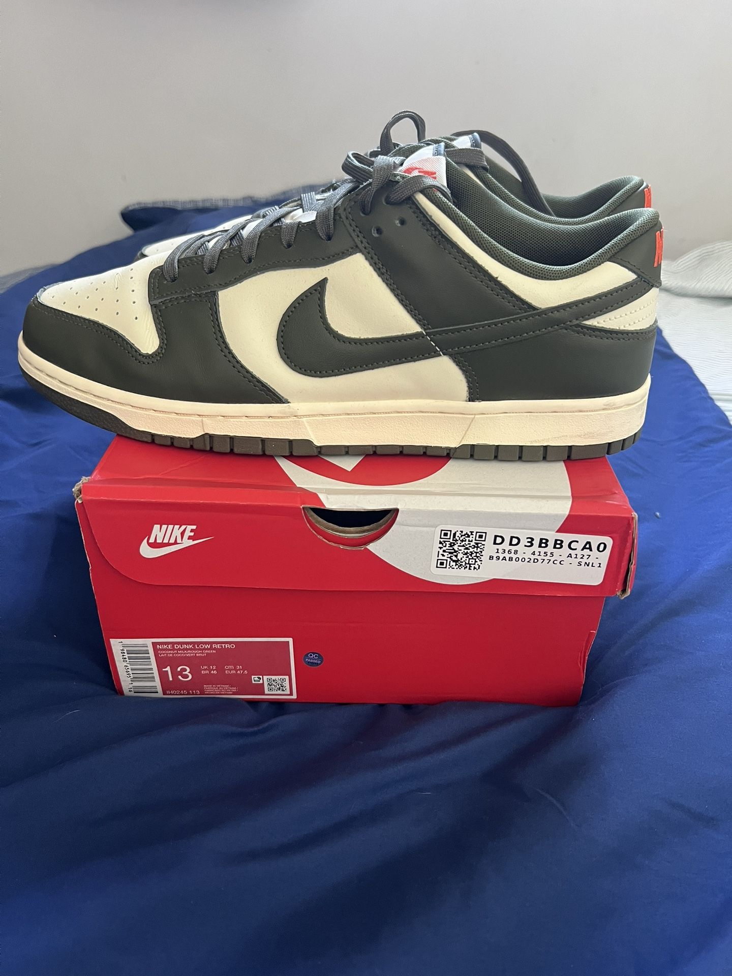 Men’s Nike Dunk Low Olive Sz 13