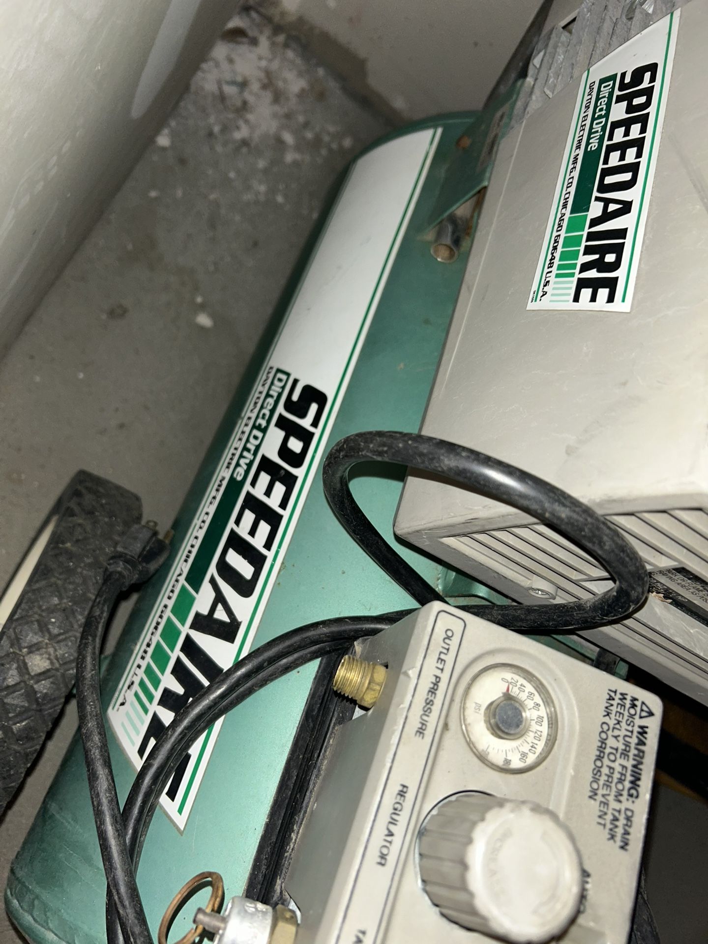 Air Compressor With Nozzle