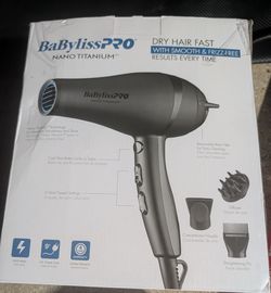 Babybliss Pro Nano Titanium blowdryer