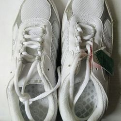 White Athletic Shoes Women's Size 7W