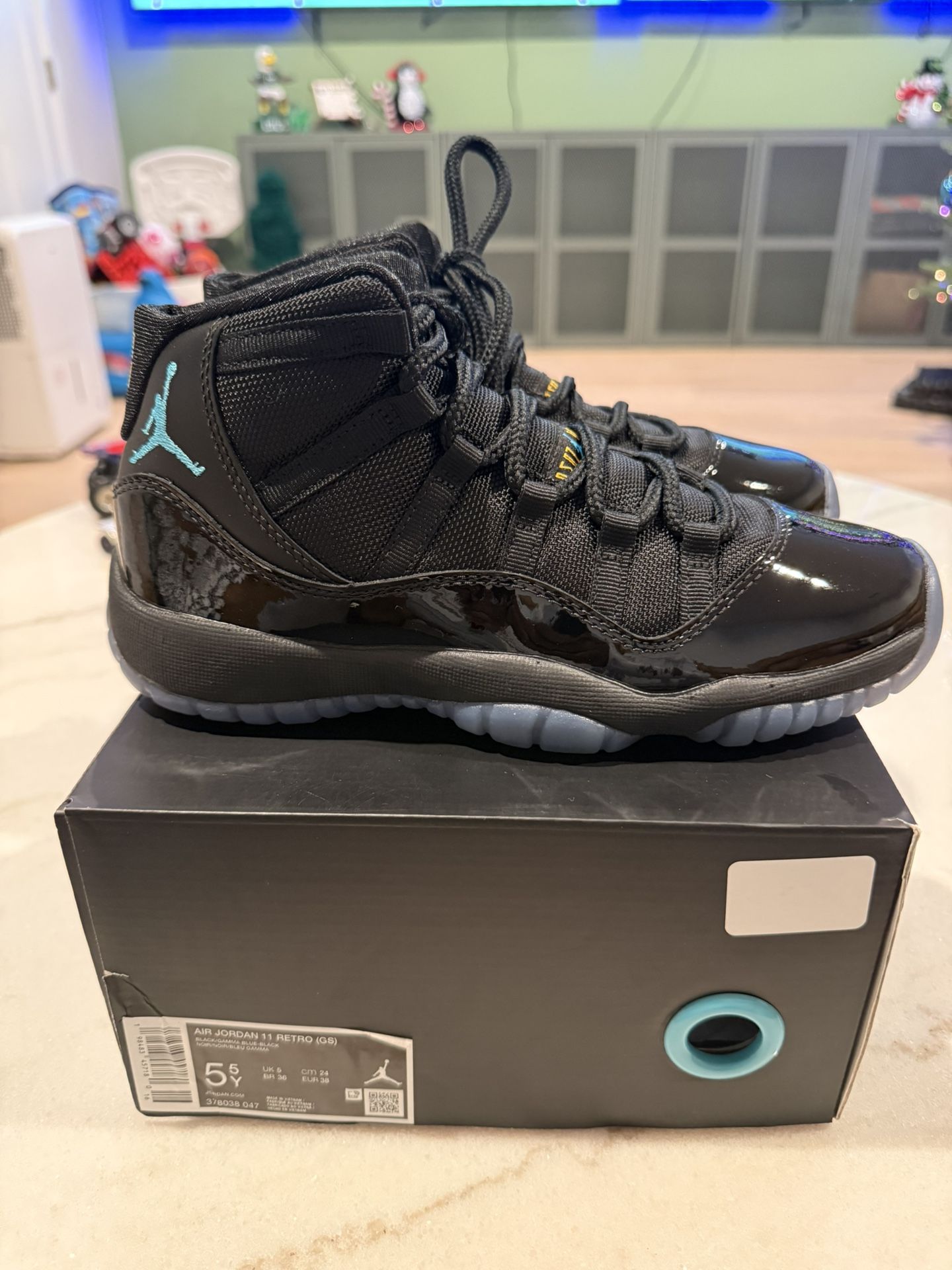 GS Size 5.5 Air Jordan 11 Gamma