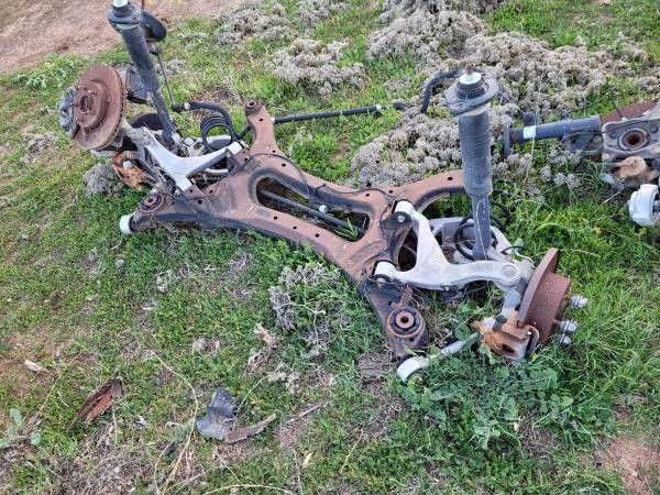 Nissan parts 2010 Altima