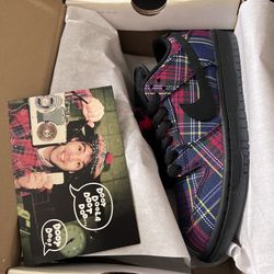 Nike Dunk SB Nardwuar sz  6.5