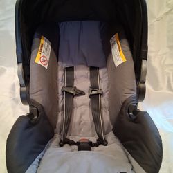 🚗 BabyTrend EZ Car Seat – Like New! 🌟 Safe & Comfy
