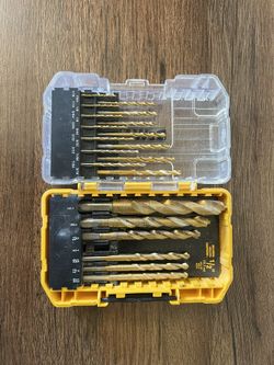 DEWALT Titanium Nitride Coated Drill Bit Set, Pilot Point, 21-Piece (DW1361)