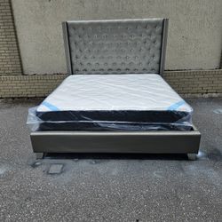 ParisSilver  Upholstery King Size Sofia Vergara Bed Frame With Brand New King Size Plush Pillow Top DreamCloud  Premier hybrid Mattress And Box Spring