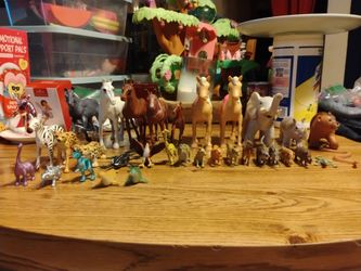 32 budget-friendly different animals for children's play