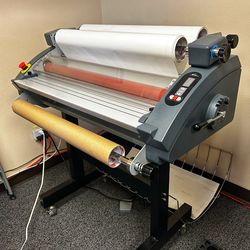 Royal Sovereign RSC-820CLS 32″ Laminator