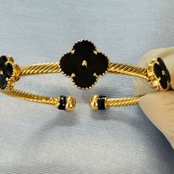 Clover Bangle Cuff 14K plated Twist Rope Black Onyx Enameled