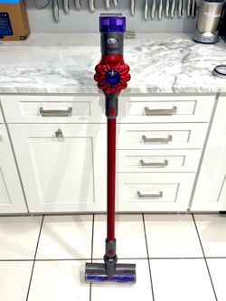 Dyson V8 Absolute