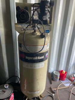 Excellent condition Ingersoll Rand Compressor!