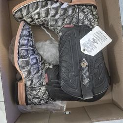 Texas Country Fish boots Size 6
