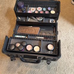 Make Up  caboodle Travel Case 