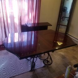 Dinning Room Table 