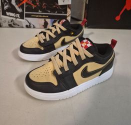 Authenticity Guarantee
Little Kid's Jordan 1 Low ALT SE Youth Size 1