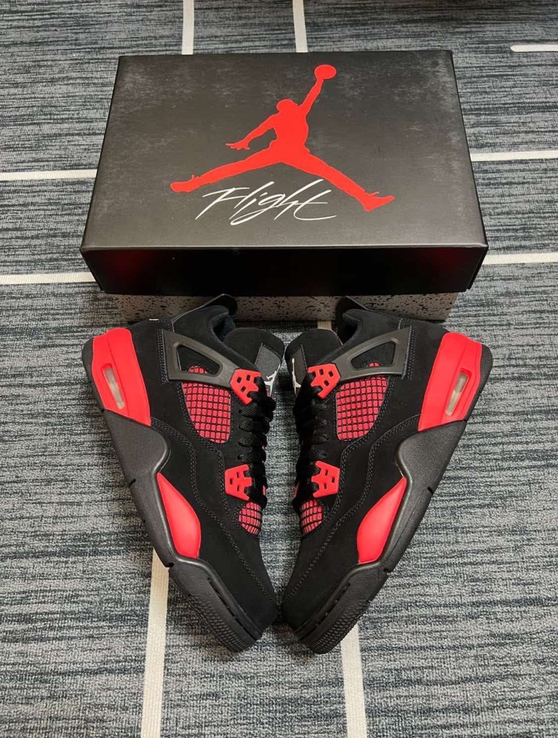 Jordan 4 “Red Thunder”