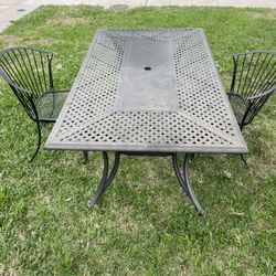 Metal Table & 2 Chairs