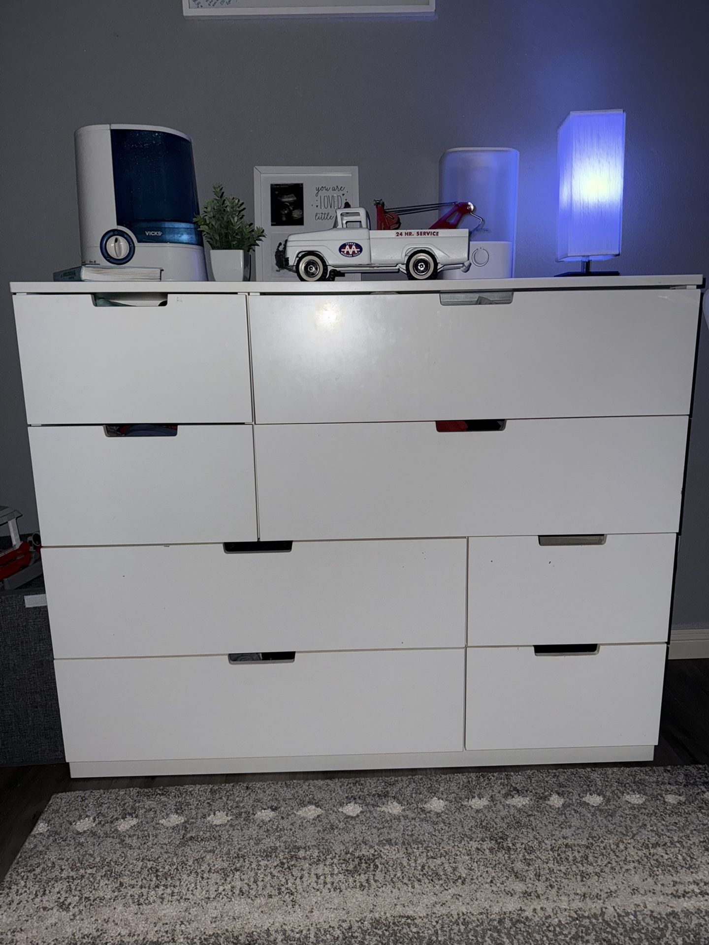 Dresser
