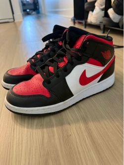 Red/black mid Jordans size 7.5 women